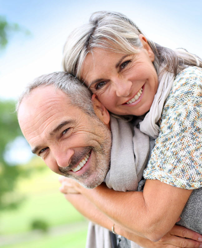 chainimage-happy-senior-couple-old-man-w